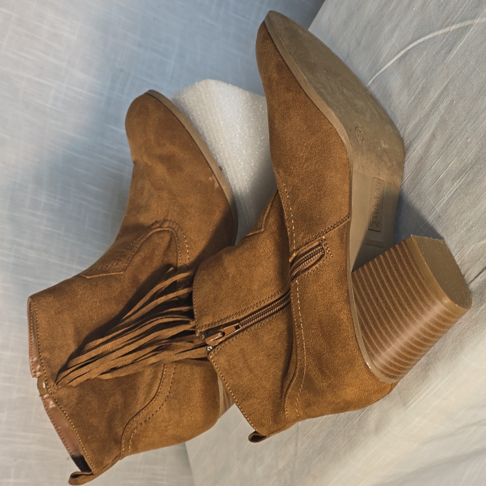 Brash Brown Fringe Ankle Boots Size 11 - Picture 2 of 12